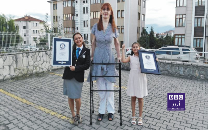 ترک خاتون Rumeysa Gelgi دنیا کی سب سے لمبی زندہ خاتون قرار دی گئیں۔