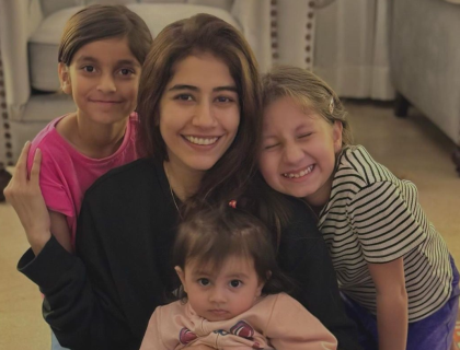 سائرہ یوسف نے بیٹی نورہ، بھتیجی اور سوتیلی بیٹی زہرہ کے ساتھ گیلنٹائن منایا