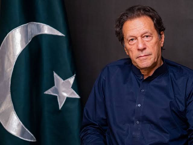 عمران خان نے ابھی آخری کارڈ نہیں کھیلا، علیمہ خان