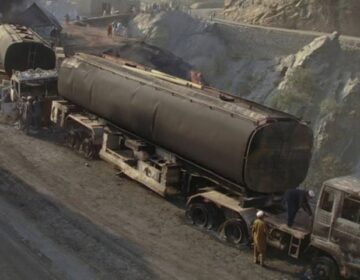 نوشکی میں آئل ٹینکر میں دھماکہ، 19 افراد جاں بحق۔