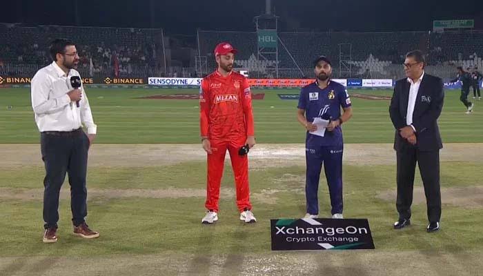 اسلام آباد یونائیٹڈ نے کوئٹہ گلیڈی ایٹرز کے خلاف پہلے بولنگ کی۔