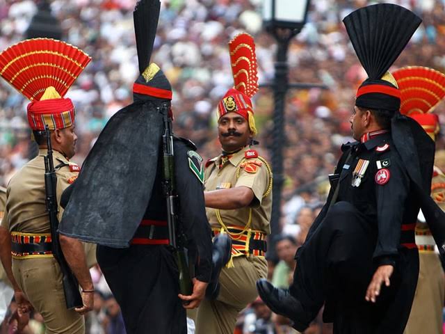 پاکستان بمقابلہ ہندوستان: کشیدگی کے درمیان فوجی طاقت کا موازنہ۔