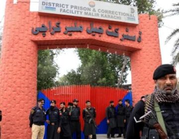 کراچی کی ملیر جیل سے 216 میں سے کم از کم 87 قیدیوں کو دوبارہ پکڑ لیا گیا۔