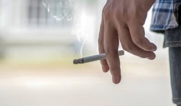 زندگی کے آخر میں بھی سگریٹ نوشی چھوڑنا علمی زوال کو کم کر سکتا ہے۔