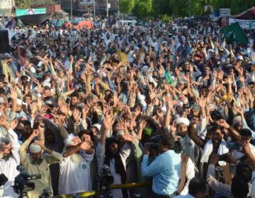 پنجاب حکومت نے صوبے بھر میں ہفتہ تک دفعہ 144 نافذ کر دی ٹی ایل پی پر پابندی کی سفارش