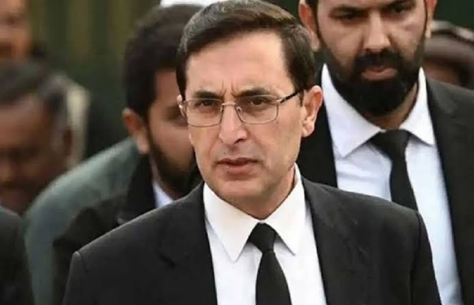 گوہر کا کہنا ہے کہ اگر افغان دشمنی دوبارہ شروع ہوئی تو پی ٹی آئی پاکستان کے ساتھ کھڑی ہوگی۔