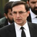 پی ٹی آئی کے بیرسٹر گوہر کی آئی ایس پی آر کی ’مایوس کن‘ بریفنگ کے بعد کشیدگی کم کرنے کی اپیل