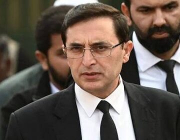 پی ٹی آئی کے بیرسٹر گوہر کی آئی ایس پی آر کی ’مایوس کن‘ بریفنگ کے بعد کشیدگی کم کرنے کی اپیل