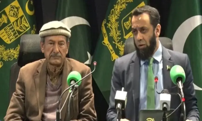 اطلاعات نے ٹی ٹی پی پر پی ٹی آئی کو تنقید کا نشانہ بنایا، کہتے ہیں کہ پارٹی نے دہشت گردوں تک "زیتون کی شاخ" کو بڑھایا