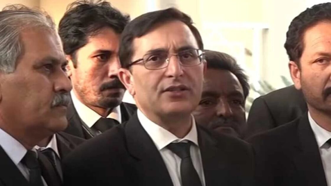 پی ٹی آئی کی گوہر نے حکومت سے ’غیر مشروط‘ مذاکرات کرنے پر زور دیا۔