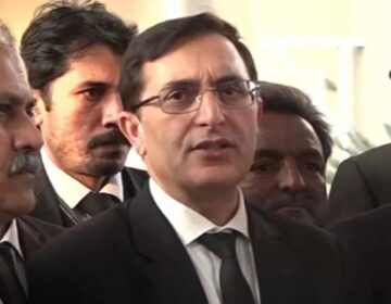 پی ٹی آئی کی گوہر نے حکومت سے ’غیر مشروط‘ مذاکرات کرنے پر زور دیا۔