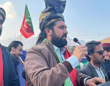 خیبرپختونخوا کے وزیراعلیٰ سہیل آفریدی نے وادی تیراہ میں فوجی آپریشن کی مخالفت کرتے ہوئے مذاکرات کا مطالبہ کردیا