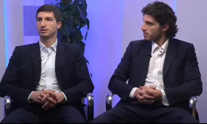 عمران کے بیٹے قاسم نے والد کا کیس UNHRC میں اٹھایا، جیل میں اپنے ساتھ ہونے والے سلوک کی مذمت کی۔