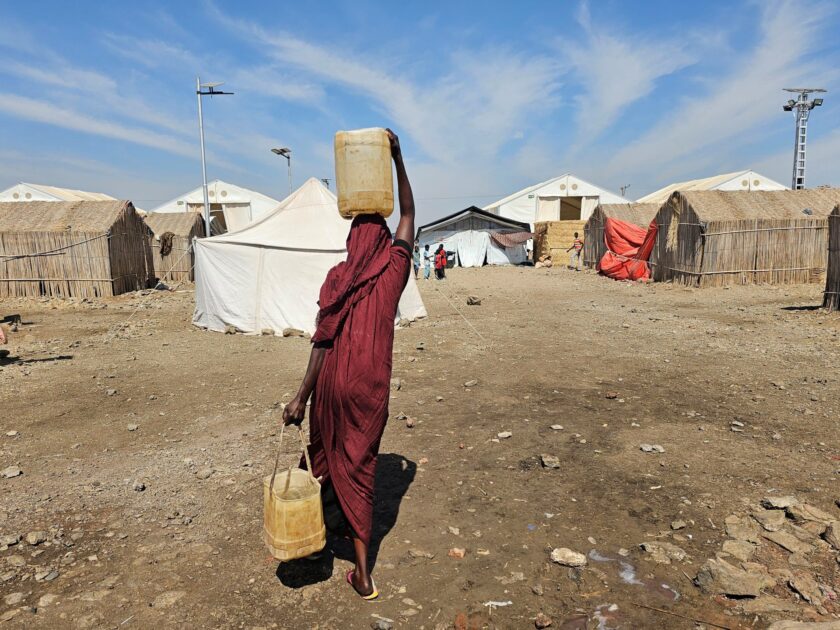 سوڈان کے اسپتال پر حملے میں 7 خواتین، 13 بچوں سمیت 70 افراد ہلاک