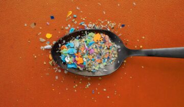 یہ عام لیب آئٹم مائیکرو پلاسٹک کی آلودگی کو جعلی بنا سکتا ہے۔