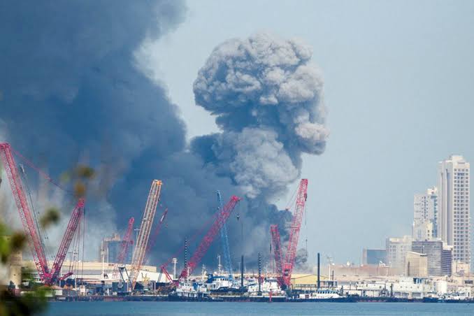 ایران کا کہنا ہے کہ اس نے خلیج میں بڑے امریکی ریڈار کو تباہ کر دیا ہے کیونکہ امریکہ اور اسرائیل کے حملوں میں اضافہ ہوا ہے۔