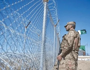 آپریشن غضب للحق میں شدت: پاک افغان سرحد پر شدت پسندوں کے 50 ٹھکانے تباہ