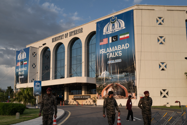 پاکستان کواڈ فریم ورک کی طرف بڑھ رہا ہے۔