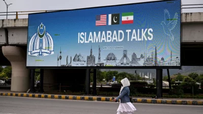 ذرائع کا کہنا ہے کہ پاکستان نے اسرائیل کے حملے کے خدشات کے درمیان امن مذاکرات سے ایرانی مذاکرات کاروں کو گھر بھیج دیا۔