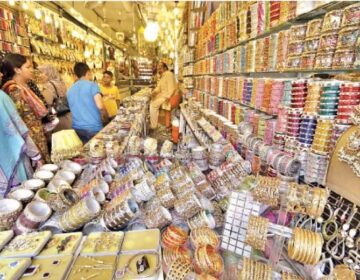 پنجاب حکومت نے تاجروں کے دباؤ کے درمیان عیدالاضحیٰ سے قبل بازاروں کے اوقات میں نرمی کر دی۔