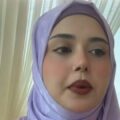 کنول آفتاب کو حج کے دوران میک اپ پہننے کا دفاع کرنے پر تنقید
