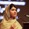 ملالہ نے مہاجرین کے مذاکرات کے لیے طالبان حکام کی میزبانی کے یورپی یونین کے منصوبے پر تنقید کی۔