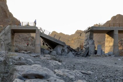 امریکا کی جانب سے پاسدارانِ انقلاب (IRGC) کو فوجیوں کی ہلاکت پر 'سزا' دینے کے لیے ایران پر دوبارہ حملے؛ تہران کا کویت میں امریکی اڈوں کو نشانہ بنانا۔