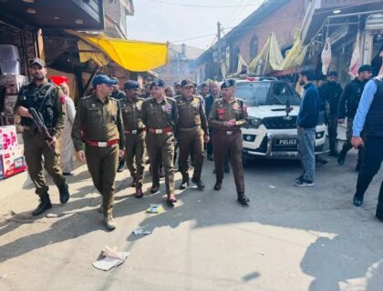 راولاکوٹ میں کشیدگی کے باوجود آزاد کشمیر میں انتخابات کا عمل جاری؛ تین سیکیورٹی اہلکار ہلاک
