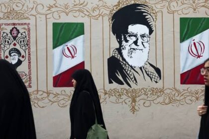 امریکہ کا کہنا ہے کہ وہ ایران پر 'تاریخ کی سخت ترین پابندیاں' عائد کرے گا۔