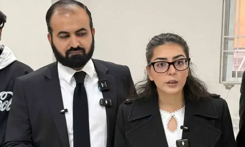 سپریم کورٹ کی جانب سے ضمانت پر رہائی کے حکم کے بعد اسلام آباد کی انسدادِ دہشت گردی عدالت نے ایمان اور ہادی کو جوڈیشل ریمانڈ پر بھیج دیا۔