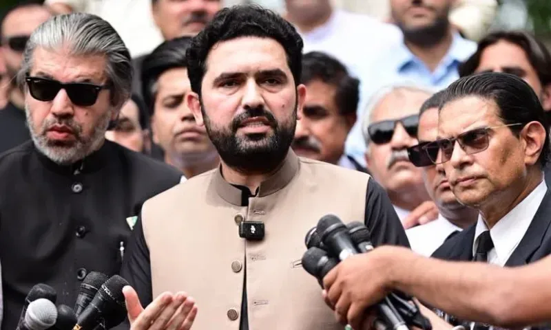 سہیل آفریدی نے لاہور میں ’سڑکوں پر تحریک‘ دوبارہ شروع کرنے کا اعلان کر دیا۔