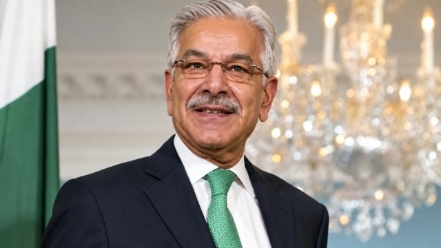 یمن تنازعہ بڑھنے پر پاکستان عملی اور سفارتی طور پر سعودی عرب کے ساتھ کھڑا رہے گا، آصف