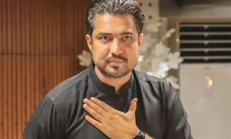 کراچی کے جوڈیشل مجسٹریٹ نے اینکر پرسن اقرار الحسن کے جسمانی ریمانڈ میں 2 دن کی توسیع کر دی۔