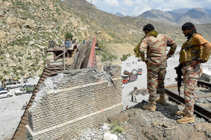 کوئٹہ، خضدار اور نوشکی کے اضلاع میں بھارت کے حمایت یافتہ 8 دہشت گرد ہلاک: آئی ایس پی آر