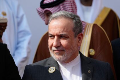 ایران سعودی-حوثی تنازع کے حل کے لیے ’سیاسی عمل‘ کی حمایت کرتا ہے