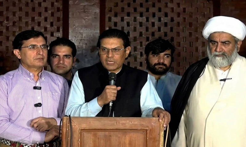 پی ٹی آئی نے 11 اکتوبر کو ’یومِ سیاہ‘ قرار دے دیا، خبردار کیا کہ خیبر پختونخوا کو بلوچستان جیسی صورتحال کا سامنا کرنا پڑ سکتا ہے۔