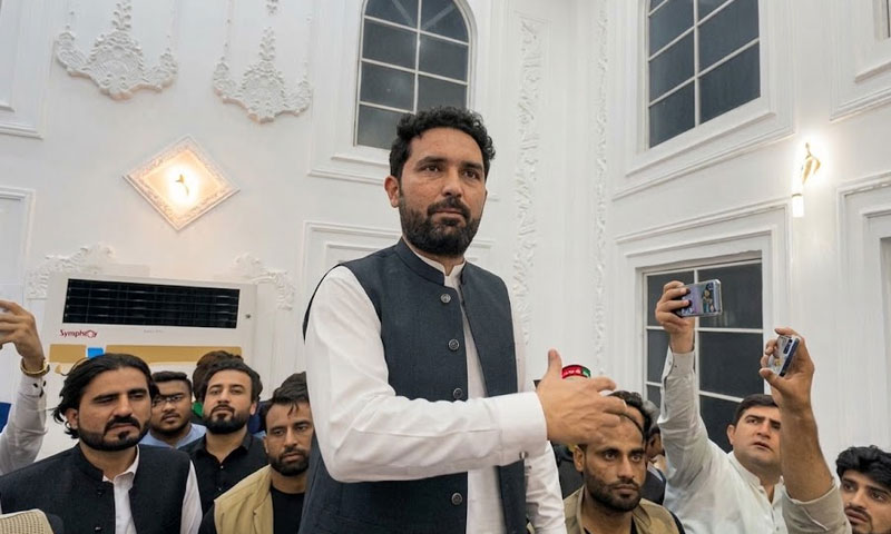 حکومت اور پی ٹی آئی کے درمیان مذاکرات کے دوران سہیل آفریدی نے اسلام آباد مارچ کے منصوبے کا اعلان کر دیا۔