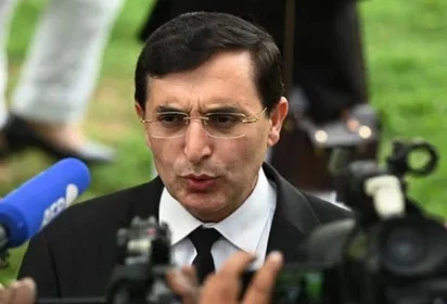 پی ٹی آئی چیئرمین گوہر نے خیبر پختونخوا میں ایمرجنسی اور گورنر راج کے خلاف پشاور ہائی کورٹ سے رجوع کر لیا۔