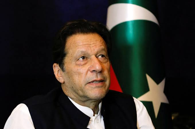 پی ٹی آئی نے عمران خان تک رسائی کو تعطل کی 'بنیادی وجہ' قرار دیتے ہوئے دعویٰ کیا ہے کہ وفاقی حکومت نے اسے معاہدے میں شامل کرنے سے انکار کر دیا۔